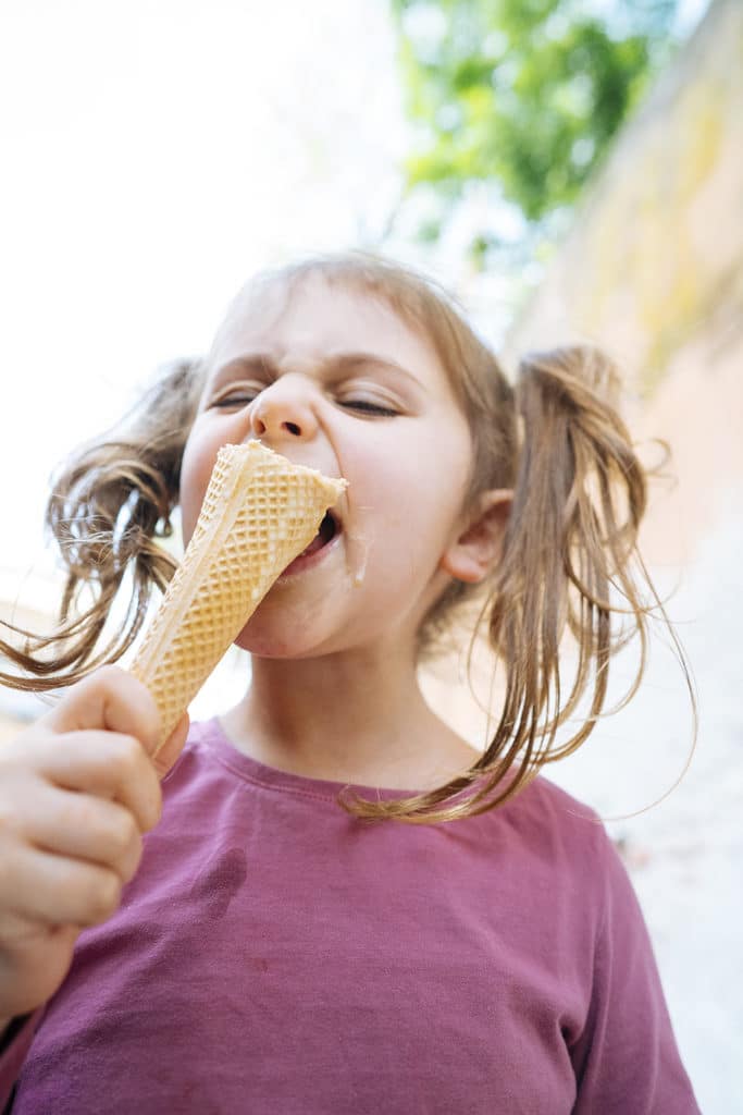 kid eating icecream