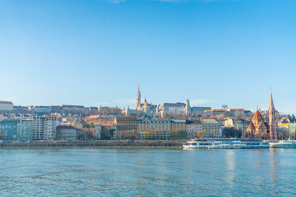  Cruise along the Danube river